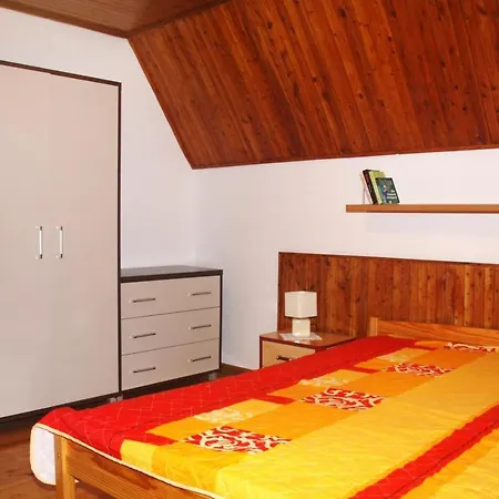 Akacjowa 10 Tatil Evi