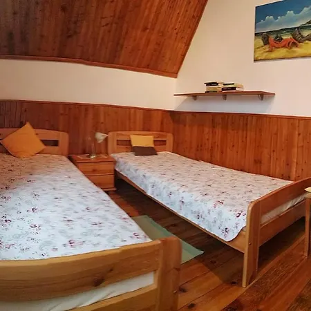 Akacjowa 10 Tatil Evi